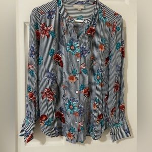 LOFT floral printed button down top (medium)